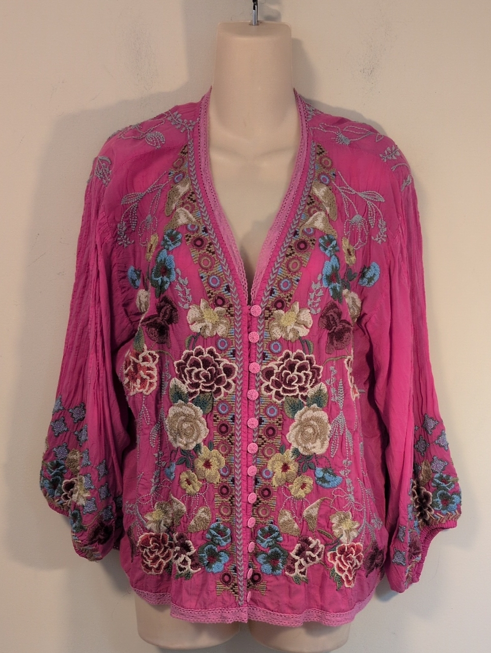Johnny Was Embroidered Pratt Blouse Fushia M - Picture 7 of 16